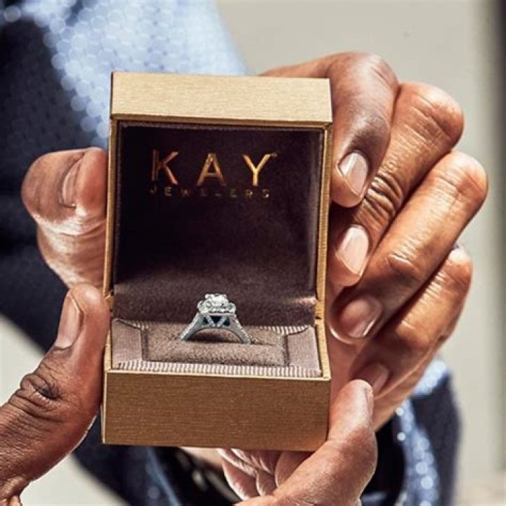 Are Kay Jewelers diamonds GIA certified?