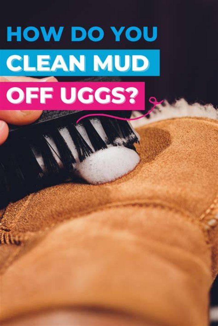 How do you clean Uggs with dish soap?