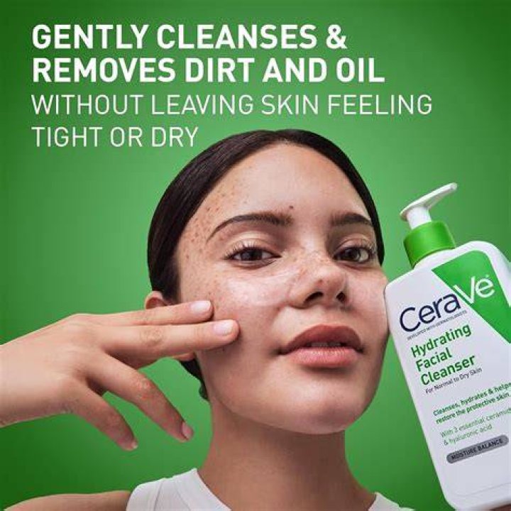 How long do you leave CeraVe on your face?
